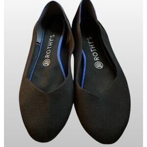 Rothy's Men's Black Slip-On Athletic Flats with Blue Lining